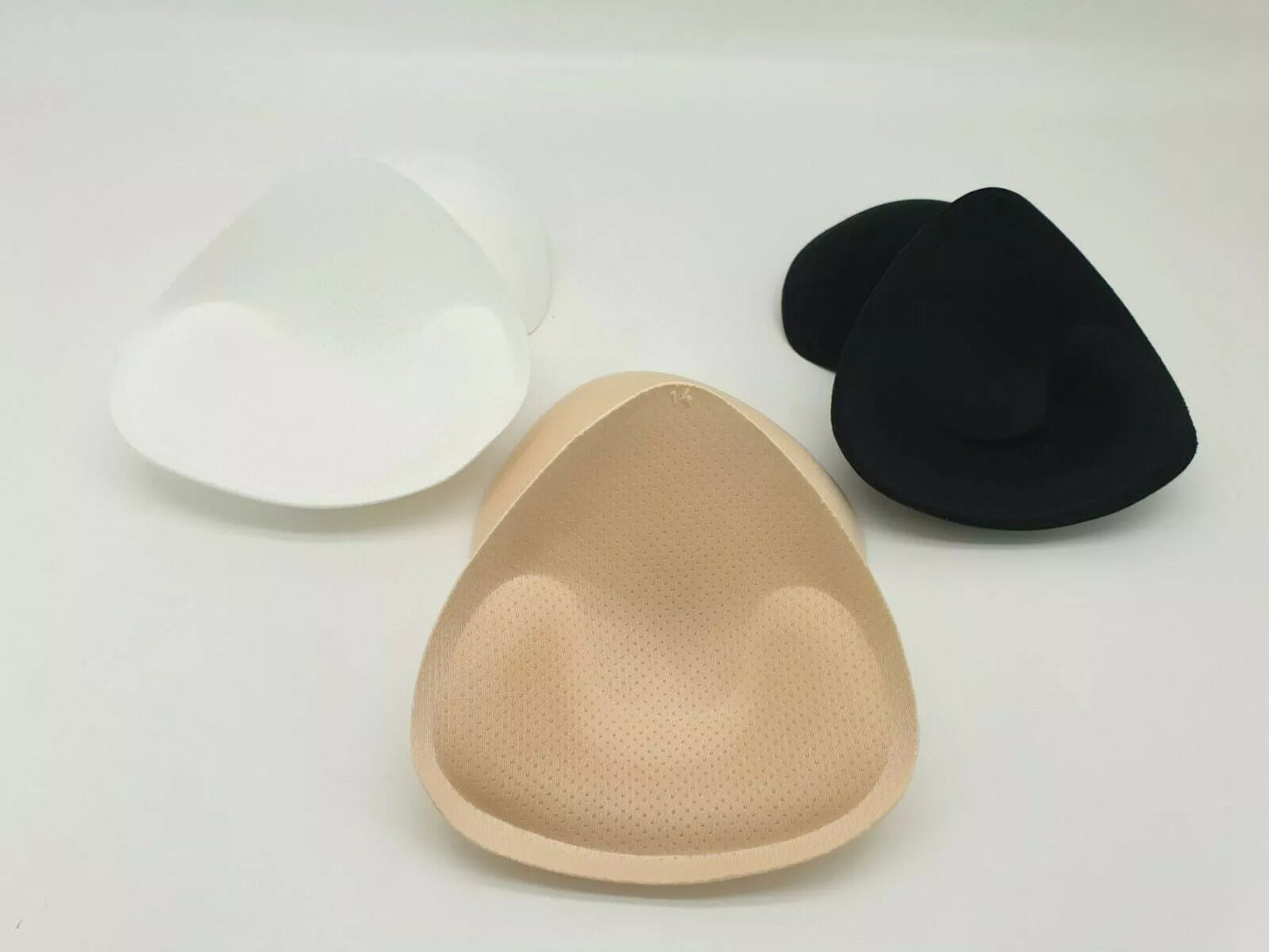 PUSH UP TRIANGLE SHAPE BRA CUPS INSERTS, SPORTS, SWIMWEAR COSTUME INSERTS